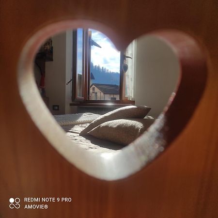 Casa Gaudia Apartment กาสเตลโล เตซิโน ภายนอก รูปภาพ